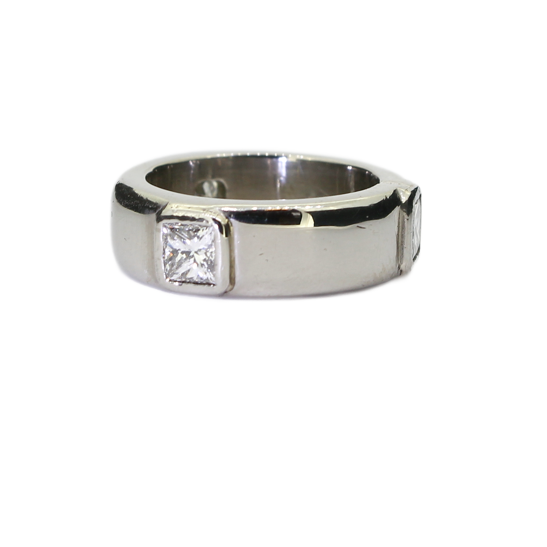 Platinum Diamond 3 Stone Band Ring 1.09ct Total Platinum Diamond 3 Stone Band Ring 1.09ct Total