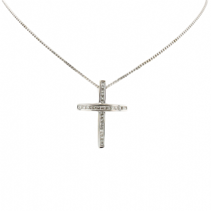 Pre-Owned 18ct White Gold Diamond Cross Pendant Total 1.00ct