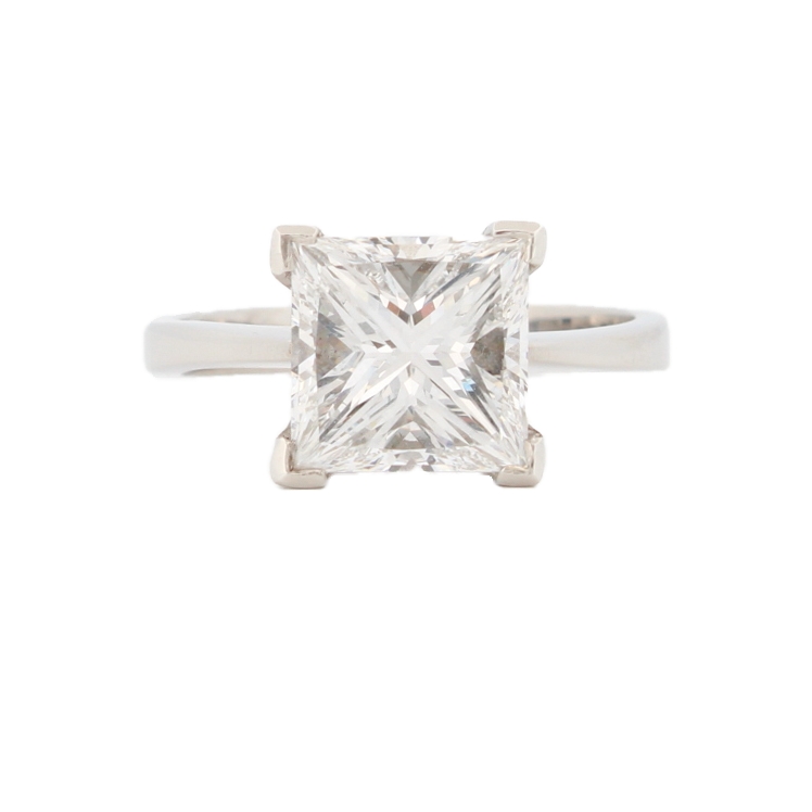 Pre-Owned Platinum Diamond Princess Cut Solitaire Ring 3.51ct Pre-Owned Platinum Diamond Princess Cut Solitaire Ring 3.51ct