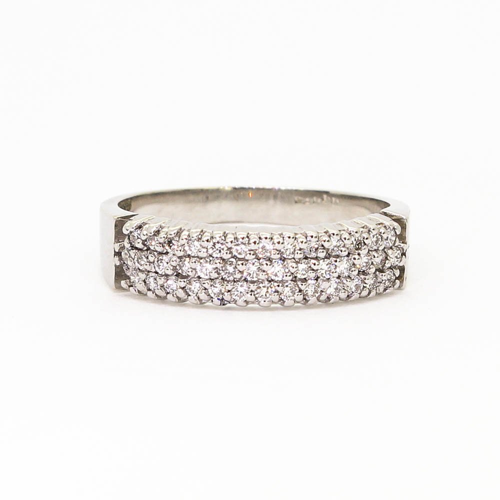 Pre-Owned 14ct White Gold Diamond 3 Row Band Total 0.50ct Pre-Owned 14ct White Gold Diamond 3 Row Band Total 0.50ct
