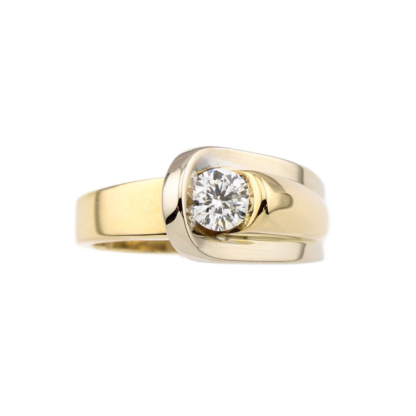 Pre-Owned 18ct 2 Colour Gold Diamond Solitaire Ring 0.42ct Pre-Owned 18ct 2 Colour Gold Diamond Solitaire Ring 0.42ct