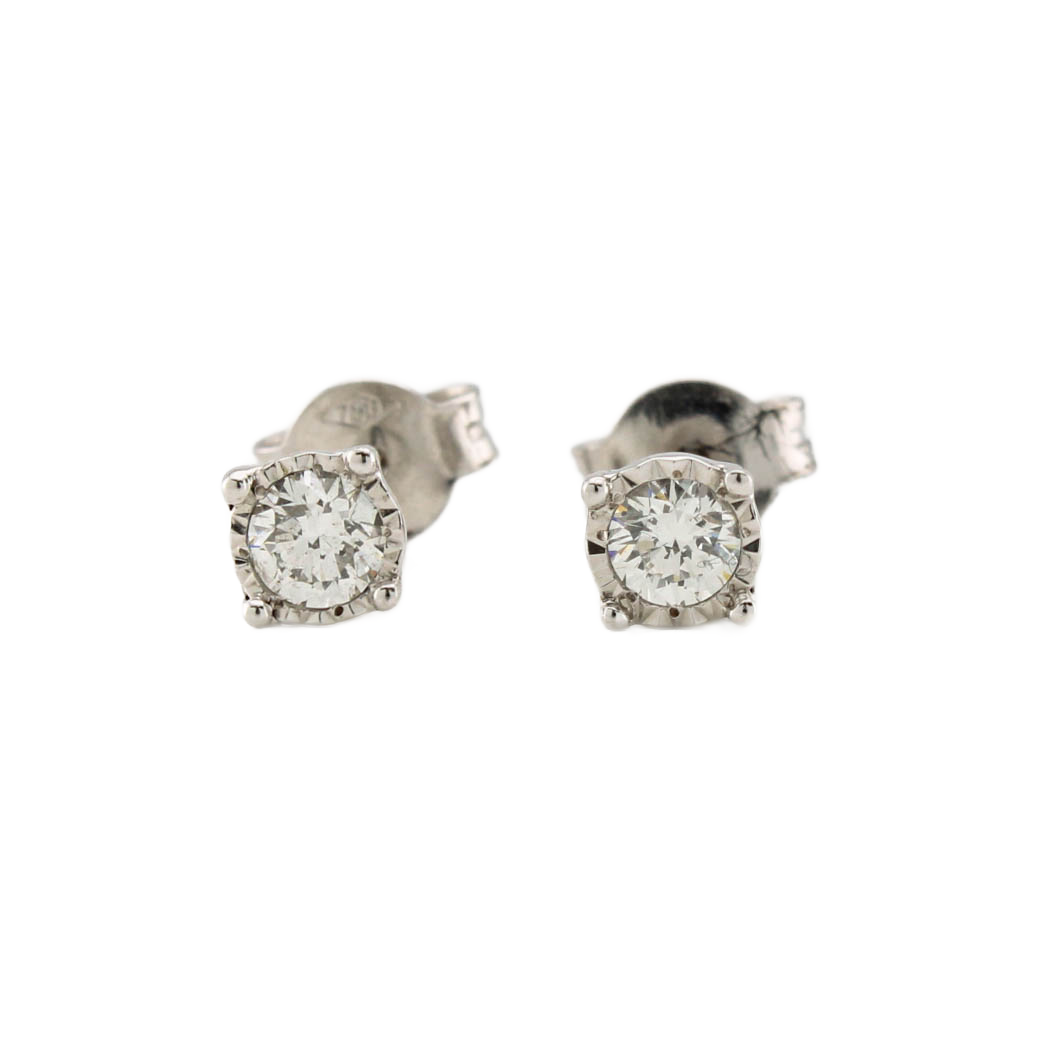 18ct White Gold Diamond Stud Earrings 0.37ct Total 18ct White Gold Diamond Stud Earrings 0.37ct Total