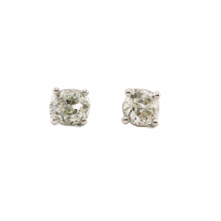 Pre-Owned 18ct White Gold Diamond Stud Earrings Total 1.56ct