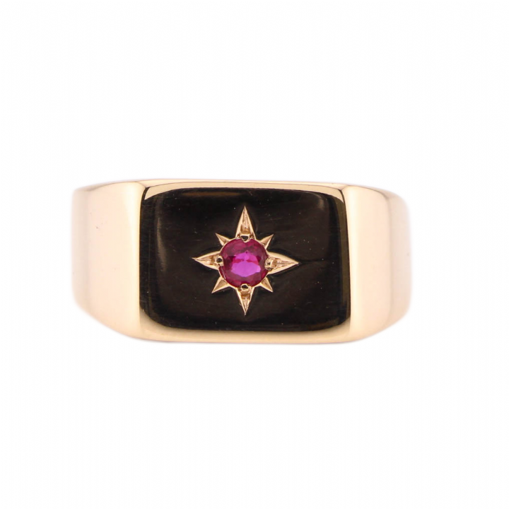 Pre-Owned 9ct Yellow Gold Ruby Signet Ring 1508610