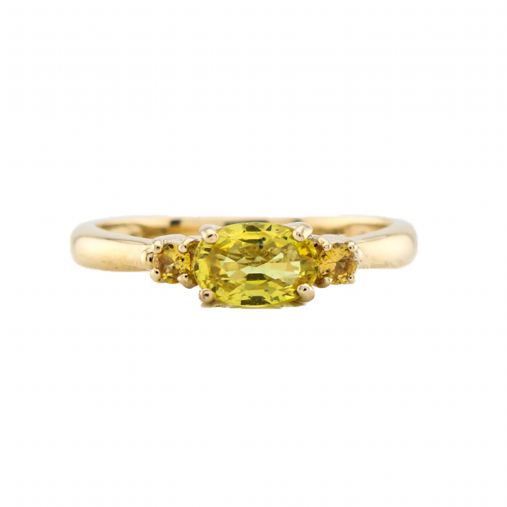 9ct Yellow Gold 3 Stone Sapphire Ring